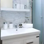 Modern * Kastoria